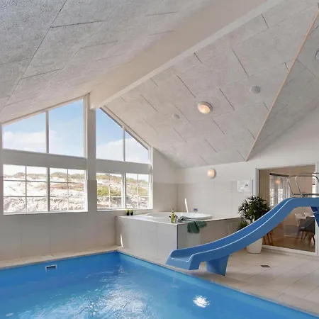 度假居 Stunning In Henne With Sauna 亨讷斯特兰德