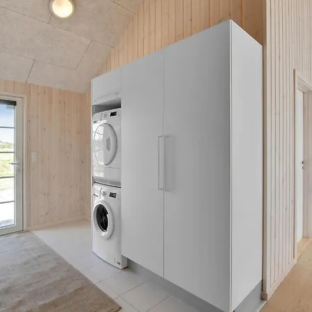 Stunning In Henne With Sauna * 亨讷斯特兰德