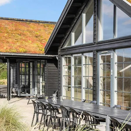 Vakantiehuis Awesome In Henne With Sauna